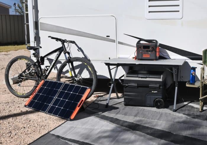 emergency solar panel and portable power station connected to a 12 volt fridge freezer during a power outage