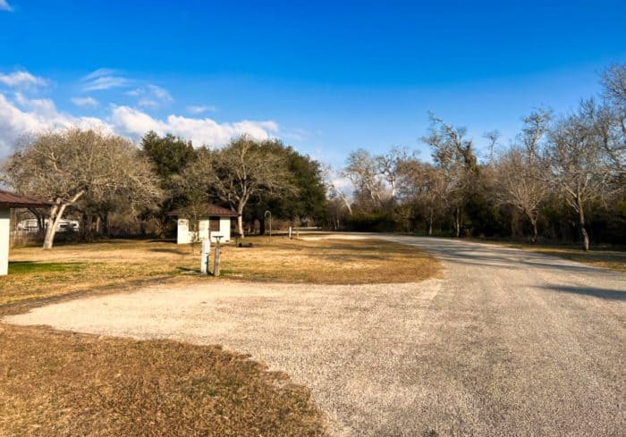 campsites with shelters karankawa campground goliad state park