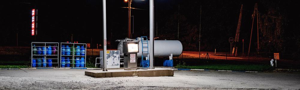 propane refill station that fills onboard propane tanks for motorhomes, rvs, vans