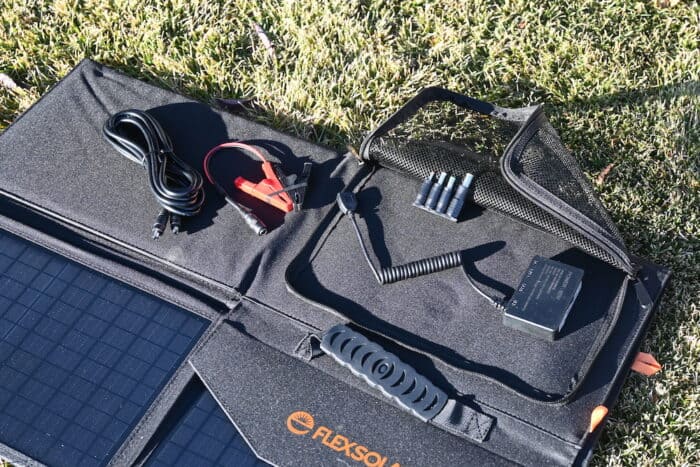 all accessories included with the flexsolar 60w