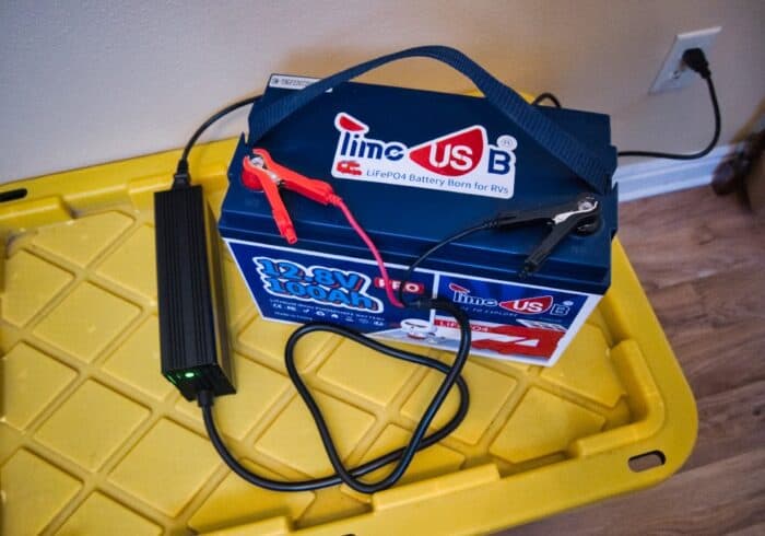 lifepo4 rv battery fully charged by a timeusb lithium battery charger