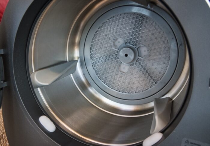 stainless steel drum and magnetic lint filter inside the morus portable dryer