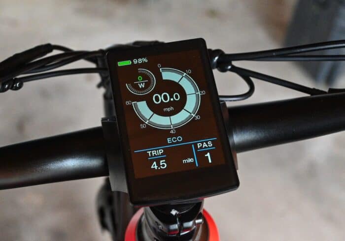 LCD screen on the Rattan Pathfinder e-bike