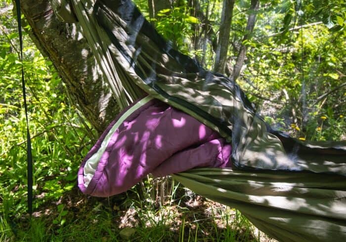 OneWind zipper hammock with insert for sleeping mat or blanket