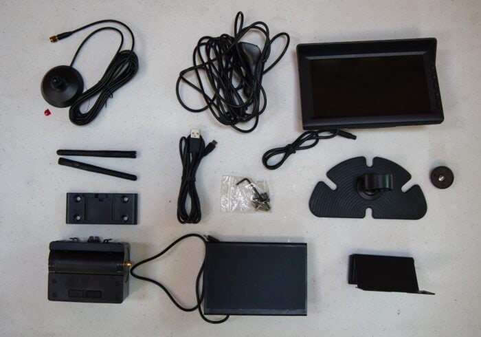 Items included inside the box of the Auto Vox Solar RV Backup Camera kit