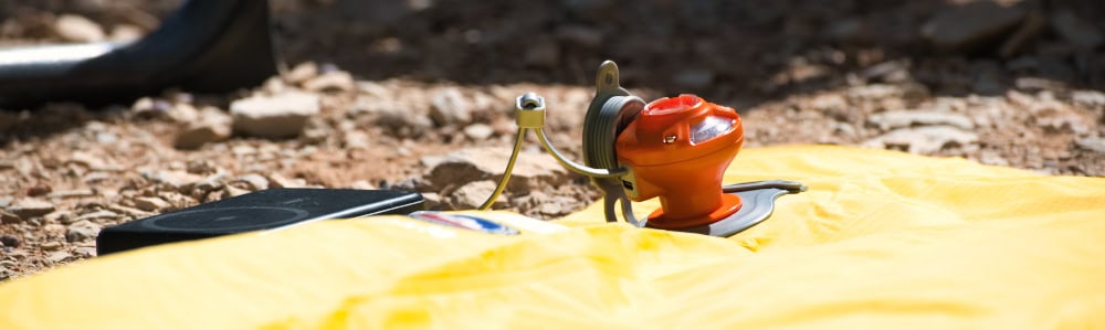 aerogogo pump filling up an air mattress