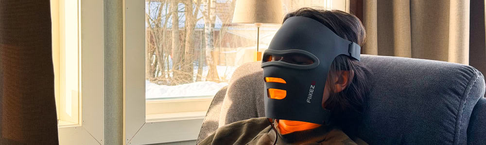 Jenni wearing FliKEZE PhotonMask Quint Red Light Therapy Device